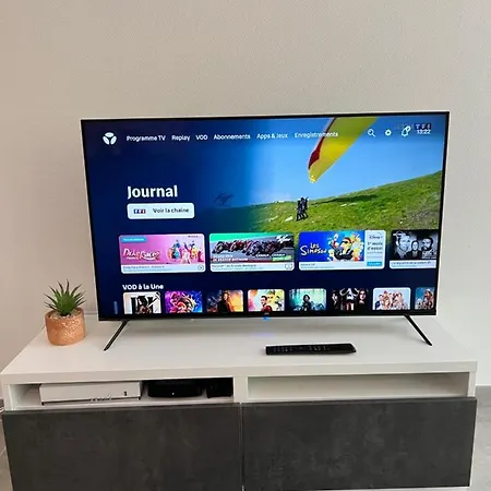 Apartment Le 44 - La Gare A Vos Pieds, Sejour D'affaires Ou Decouverte Urbaine *