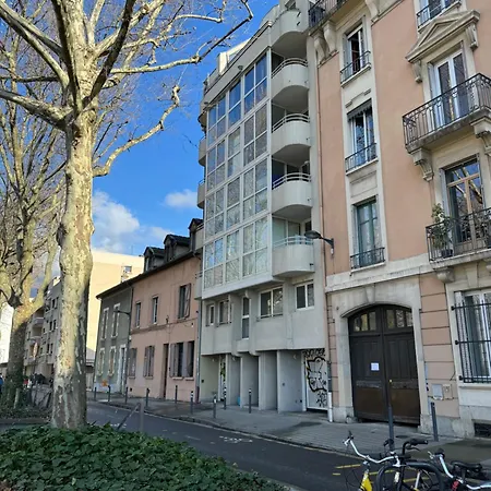 Le 44 - La Gare A Vos Pieds, Sejour D'affaires Ou Decouverte Urbaine