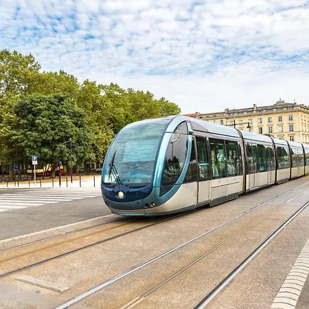 Le 44 - La Gare A Vos Pieds, Sejour D'affaires Ou Decouverte Urbaine Apartment *